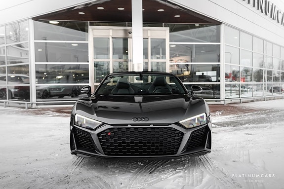 Audi R8 3 of 5