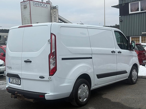 Ford Transit Custom 11 of 11