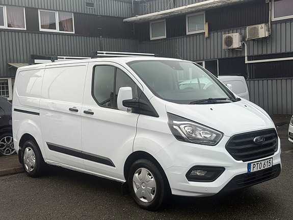 Ford Transit Custom 2 of 5