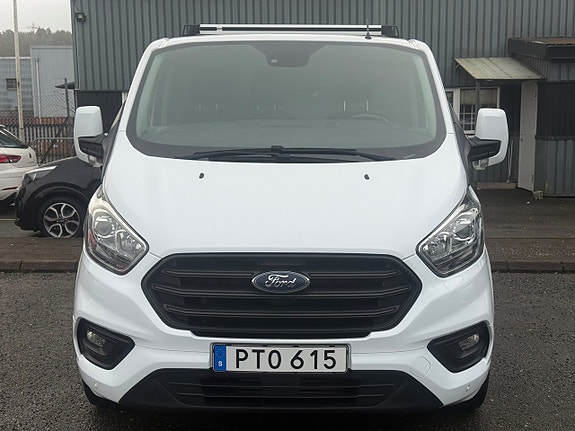 Ford Transit Custom 3 of 5
