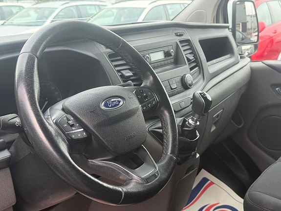 Ford Transit Custom 5 of 5