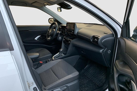 Toyota Yaris Cross 9 of 13