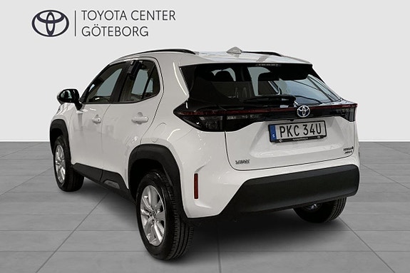 Toyota Yaris Cross 3 of 5