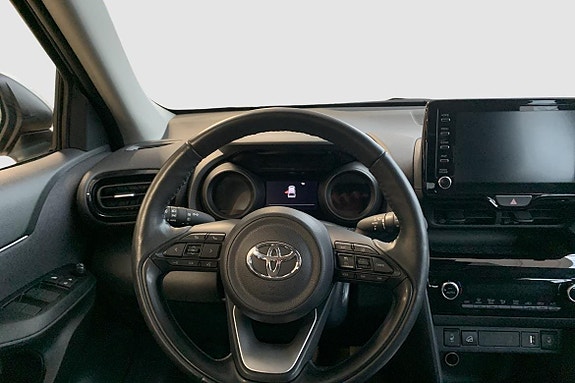 Toyota Yaris Cross 12 of 13