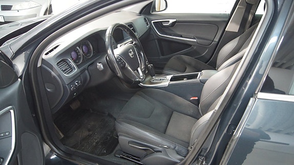 Volvo S60 5 of 5