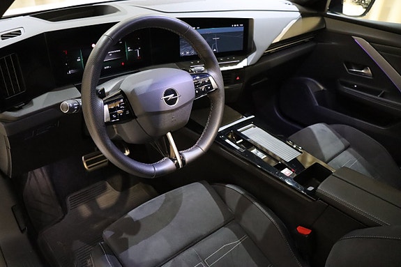 Opel Astra 18 of 27
