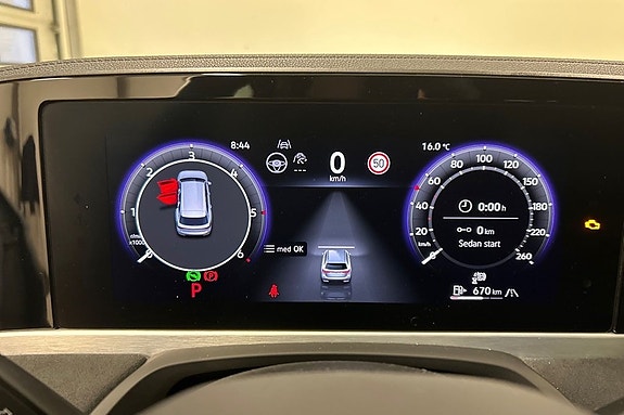Volkswagen Passat 24 of 26