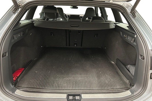 Volkswagen Passat 17 of 26