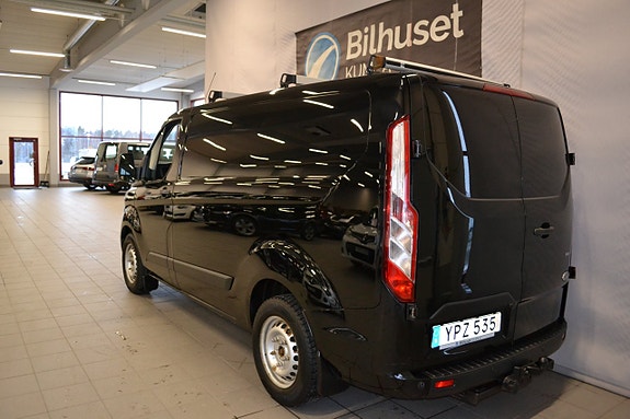 Ford Transit Custom 3 of 5