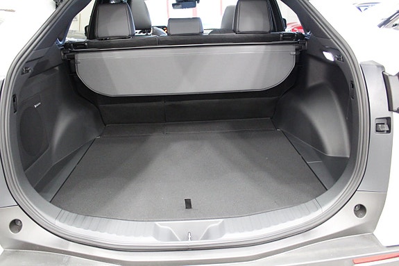 Subaru Solterra 16 of 16