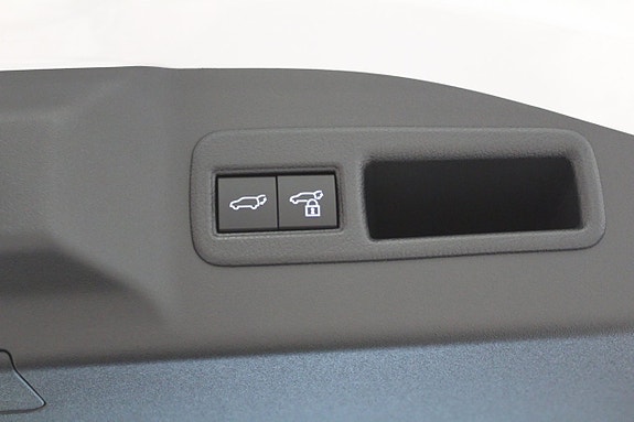 Subaru Solterra 13 of 16