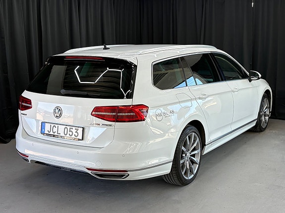Volkswagen Passat 4 of 5