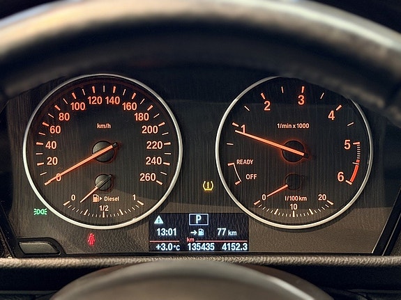 BMW 218 12 of 22