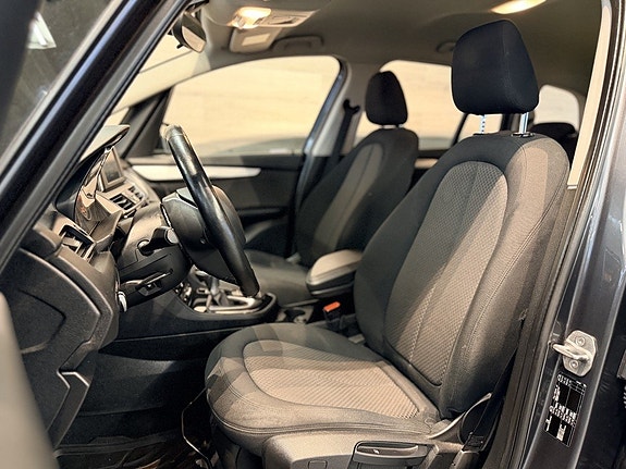 BMW 218 7 of 22