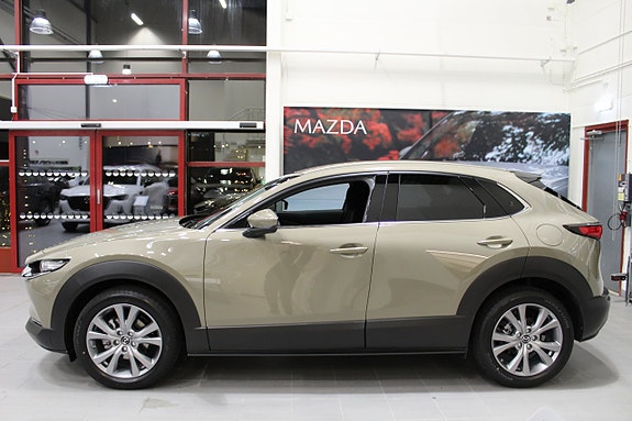 Mazda CX-30 3 of 5