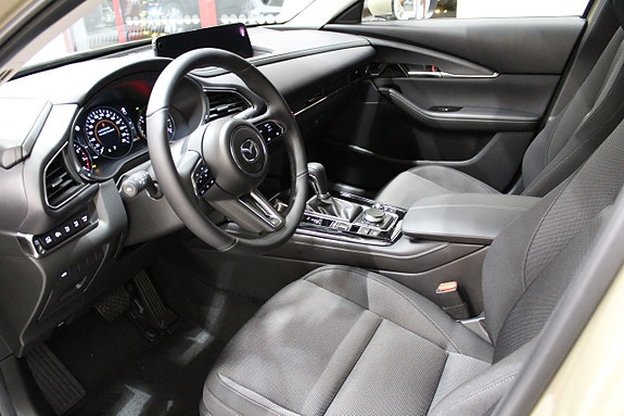Mazda CX-30 6 of 6