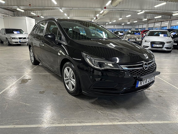 Opel Astra 2 of 5