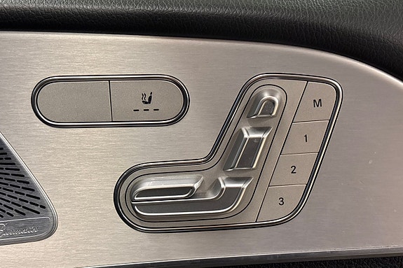 Mercedes-Benz GLE300 d 20 of 26