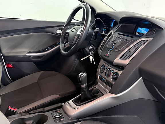 Ford Focus 13 of 16