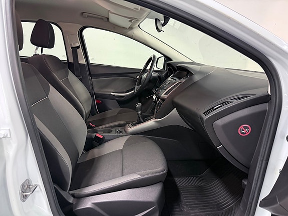 Ford Focus 11 of 16