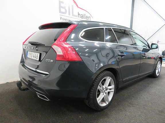 Volvo V60 4 of 18