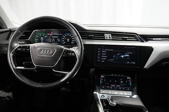Audi Q8 7 of 18