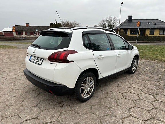 Peugeot 2008 5 of 5