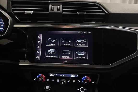 Audi Q3 12 of 12