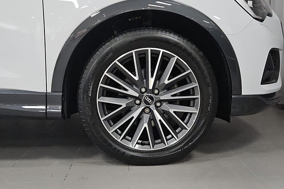Audi Q3 5 of 5