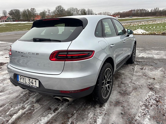 Porsche Macan S 8 of 10
