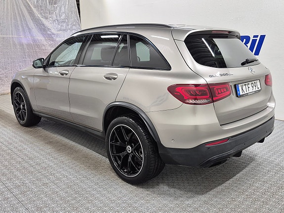 Mercedes-Benz GLC300 de 5 of 5