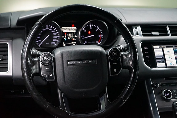 Land Rover Range Rover Sport 17 of 22