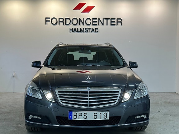 Mercedes-Benz E350 2 of 5
