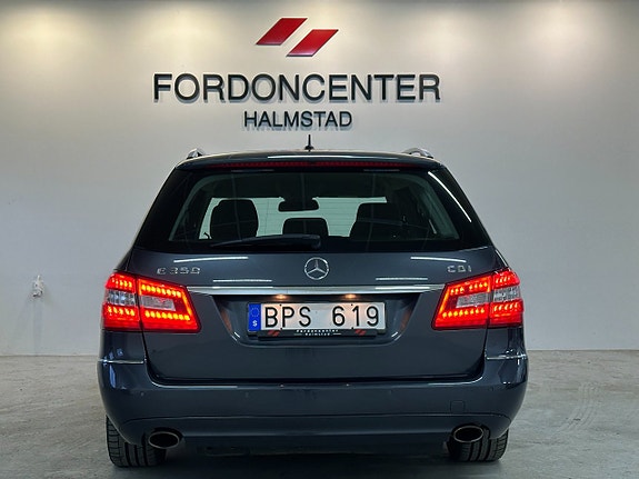 Mercedes-Benz E350 5 of 5