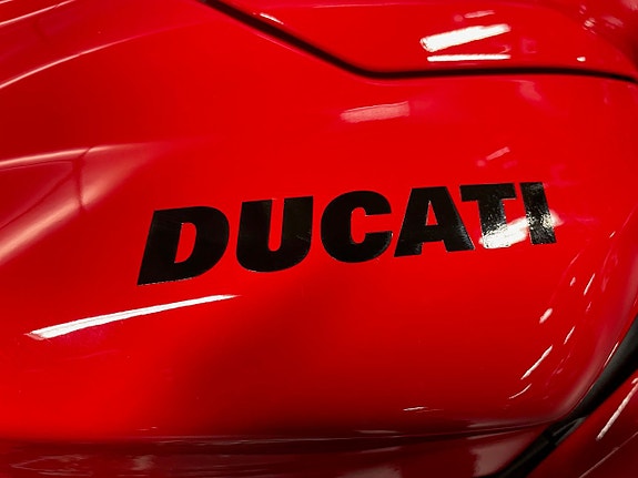 Ducati Streetfighter V2 2026 *Kampanj* Räntefritt 36 mån 7 of 8