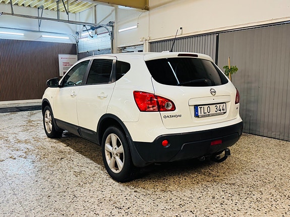 Nissan Qashqai 3 of 5