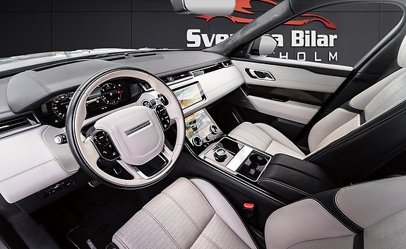 Land Rover Range Rover Velar 12 of 26