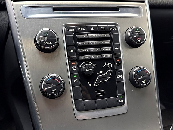 Volvo XC60 22 of 25