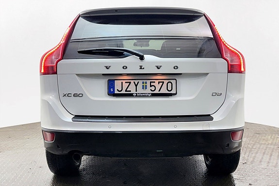 Volvo XC60 7 of 25