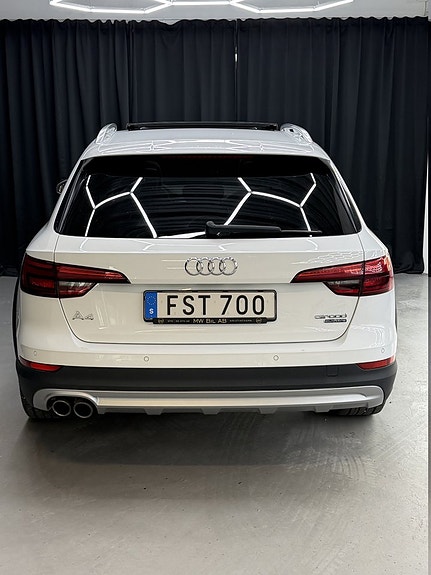 Audi A4 allroad 10 of 14