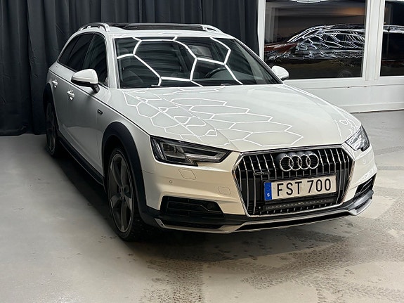 Audi A4 allroad 2 of 14