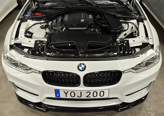 BMW 318 18 of 26