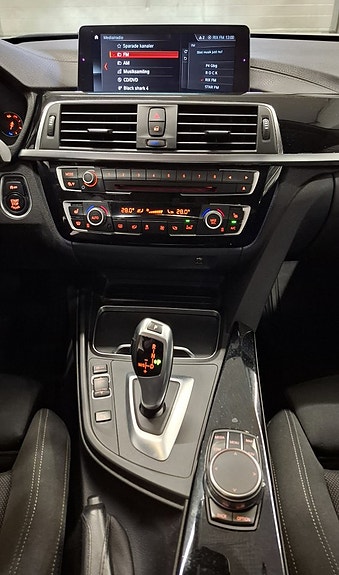 BMW 318 24 of 26