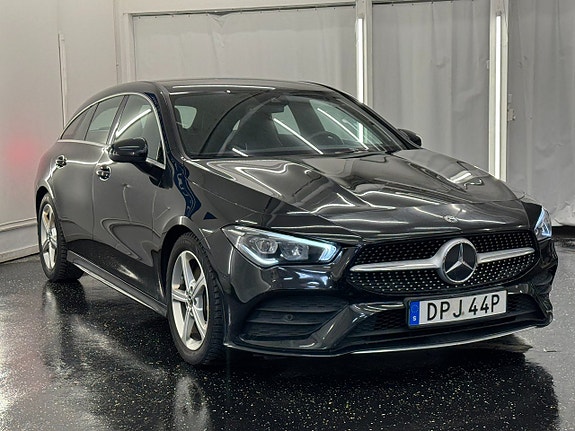 Mercedes-Benz CLA200 3 of 5