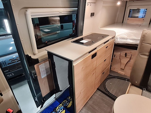 Dethleffs GlobeTrail 600 ER långbäddar, automat, dieselvärme, panorama fönster 11 of 21