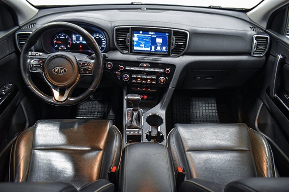 Kia Sportage 2 of 5