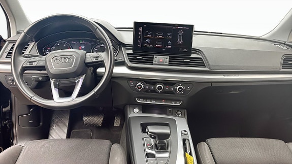 Audi Q5 10 of 12