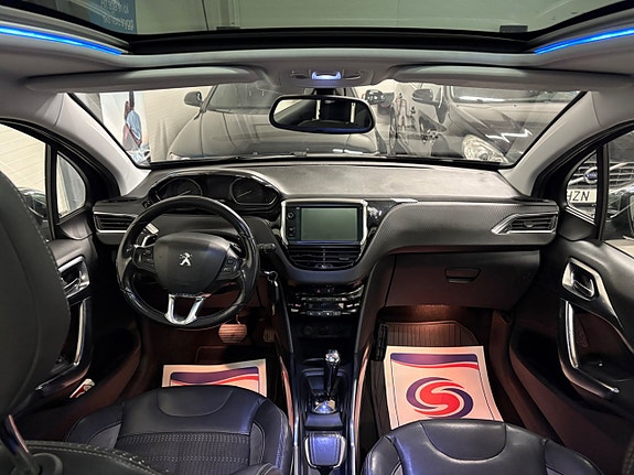 Peugeot 2008 9 of 17