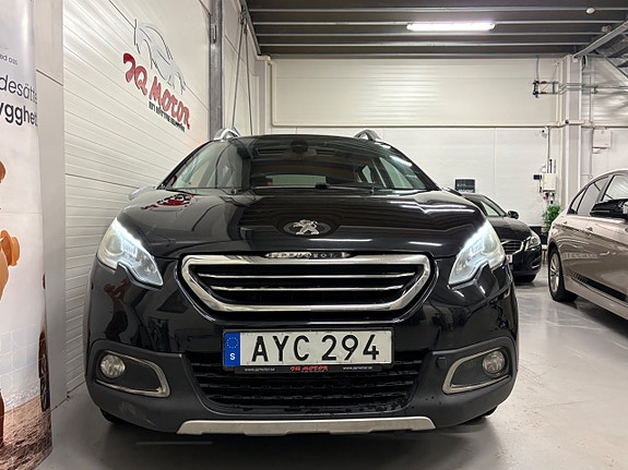 Peugeot 2008 2 of 5