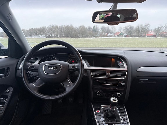 Audi A4 11 of 14